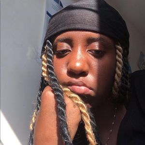 Meet your Posher, Lenzy